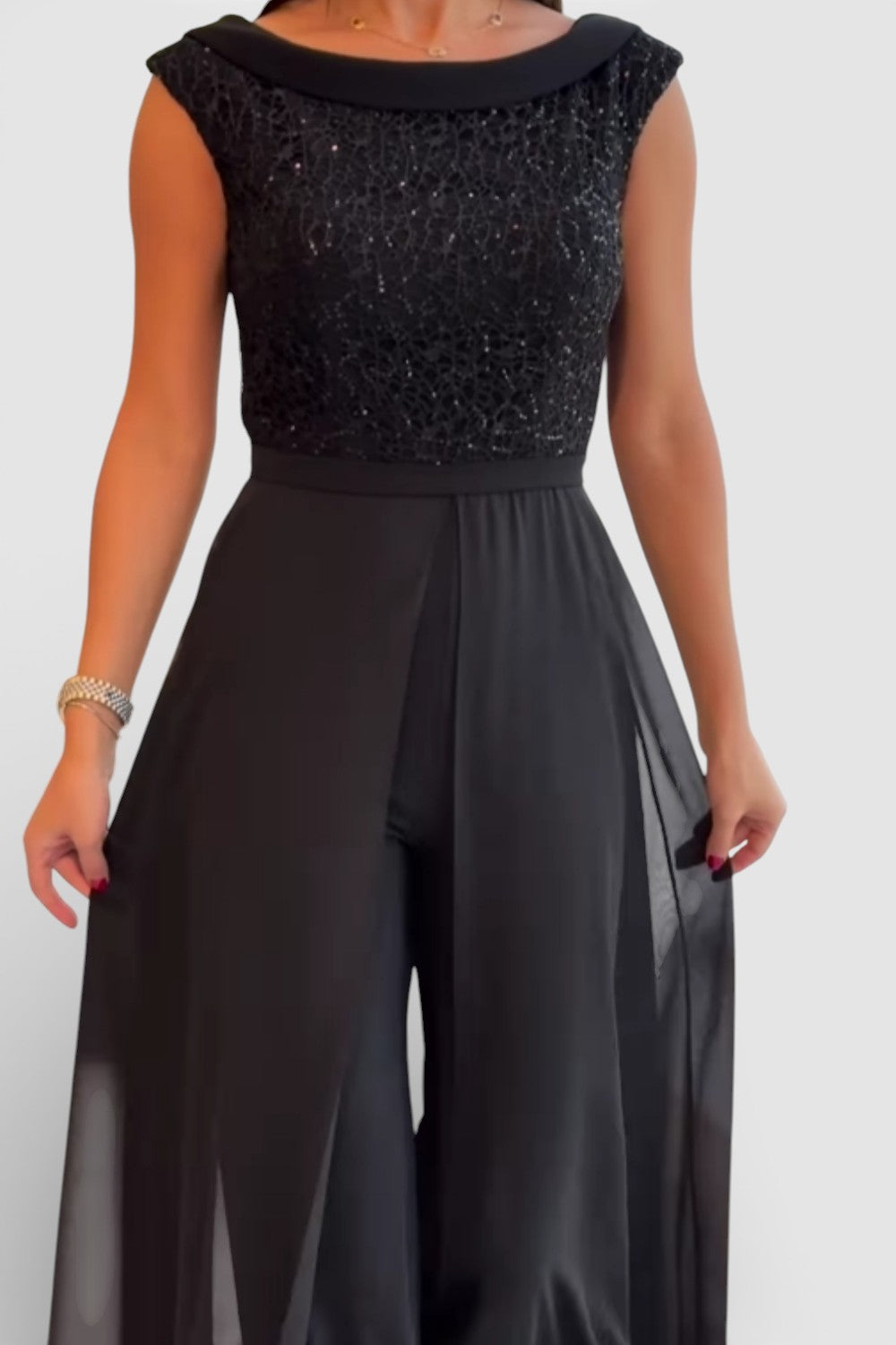 LOUNA - Stylish Sleeveless Jumpsuit